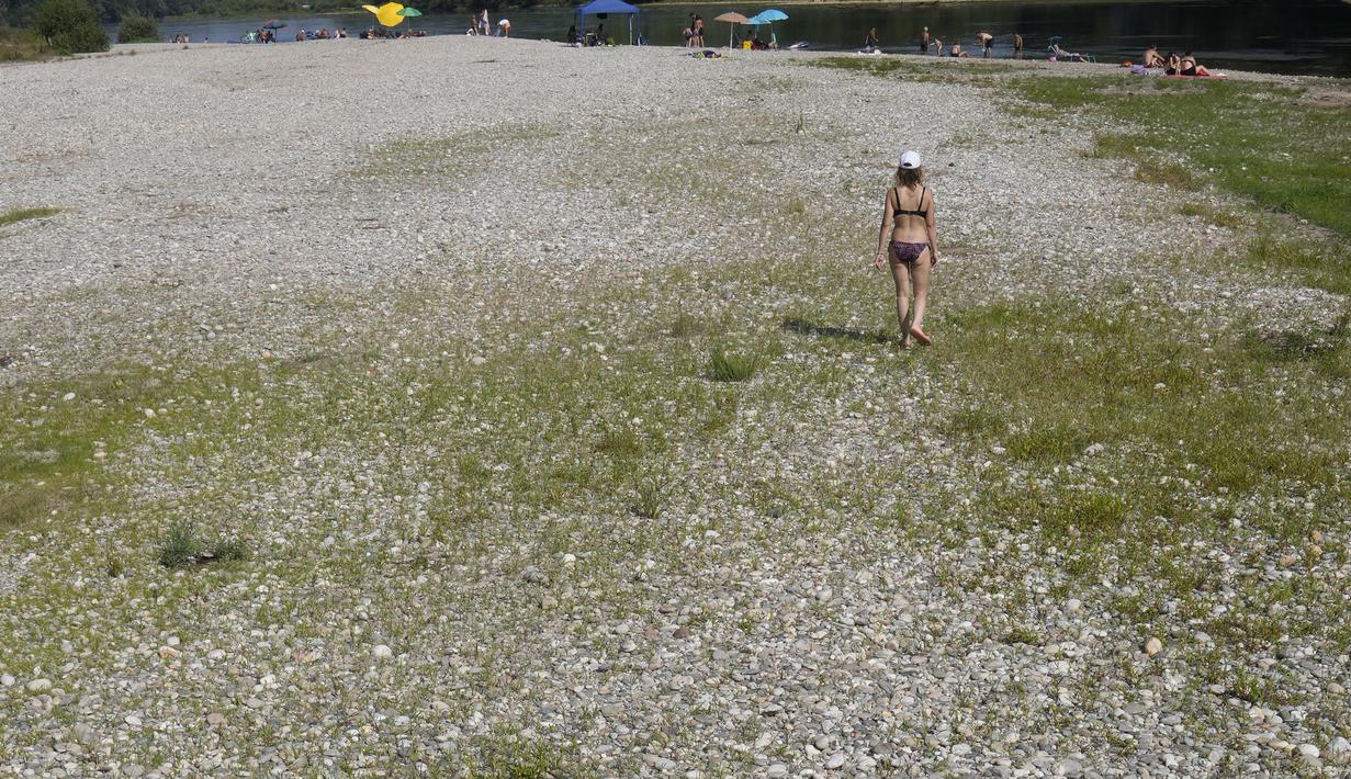 Suhu di Italia bisa mendekati memecahkan rekor Eropa minggu ini karena gelombang panas yang ganas melanda sebagian besar benua. (AP Photo/Antonio Calanni)