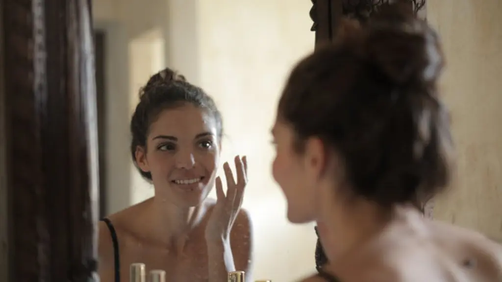 Berikut produk-produk skincare yang harus dimiliki pemula/copyright pexels/Andrea Piacquadio