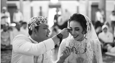 Gosip Sepekan Heboh Isu Pacar Baru Pevita Pearce Rizal Armada Dan Hari Moekti News Entertainment Fimela Com