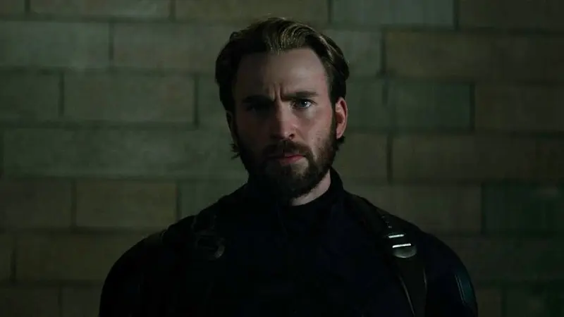 [Bintang] Chris Evans