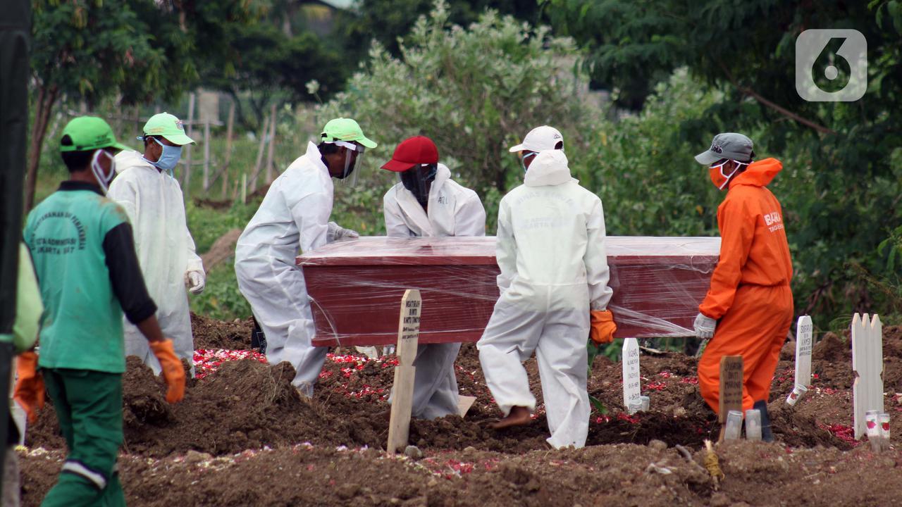 Kesunyian Pemakaman Pasien Covid-19