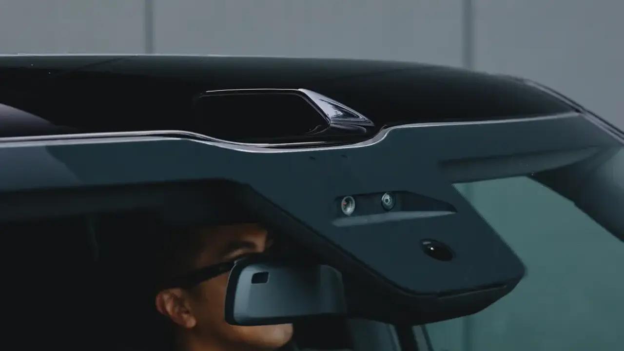 Rivian Integrasikan Lidar, Kamera, dan Radar Super Canggih Mobil Listrik