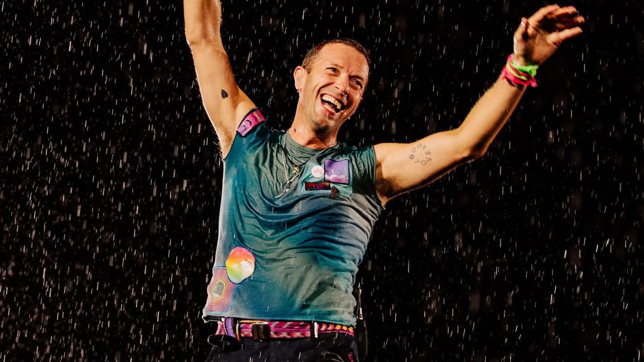 Pembuatan Vinyl Album Terbaru Coldplay Manfaatkan Limbah Plastik dari Indonesia