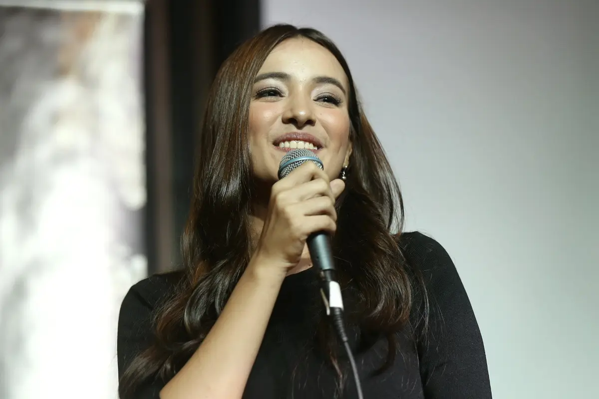 [Bintang] Mawar Eva De Jongh