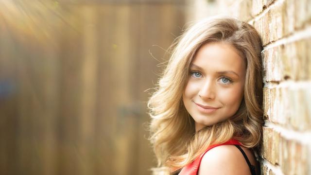 Terkenal Serius dan Ambisius