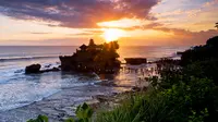 Melihat Pesona Matahari Tenggelam di 5 Pantai Bali