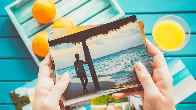 Kolase Foto Momen Berdua