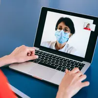 Ilustrasi konsultasi online dengan dokter. (Copyright foto: Pexels.com/ Anna Shvets)
