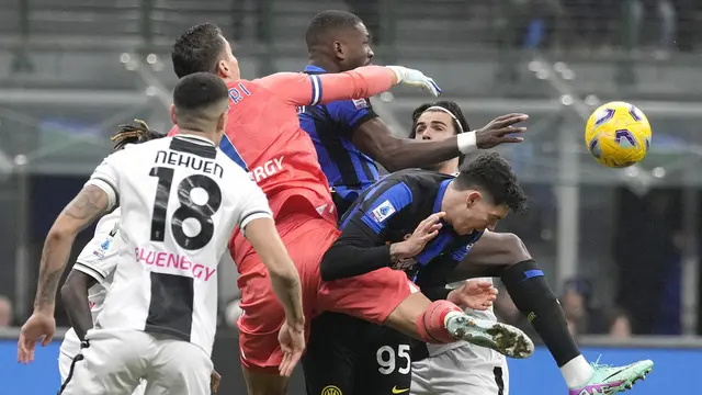Foto: Pertahanan dan Lini Serang Sempurna, Inter Milan Kedinginan di Puncak Klasemen Liga Italia