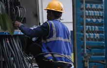 FOTO: Tersedia 50.910 MW, PLN Pastikan Pasokan Listrik Aman Selama Natal dan Tahun Baru 2024