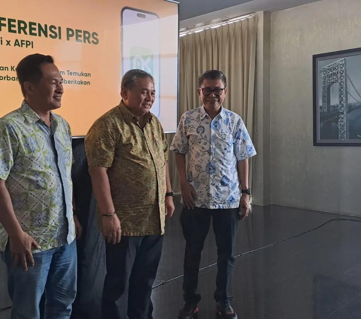 "Hingga saat ini belum&nbsp;ada&nbsp;identitas korban, nama korban, KTP dan sebagainya. Sudah dialihkan ke penegak hukum," ujar Bernardino dalam keterangan pers penjelasam&nbsp;AdaKami&nbsp;dan AFPI, Jakarta, Jumat (6/10).