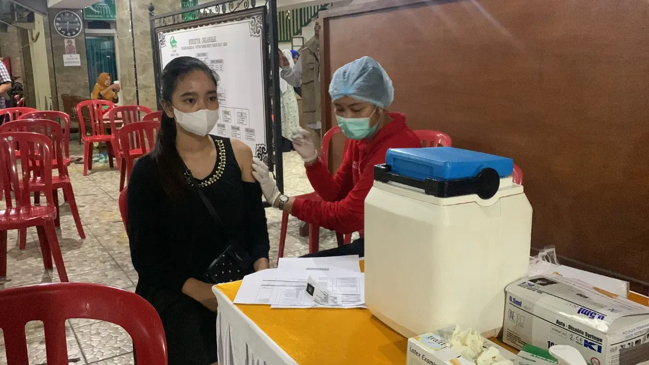 Badan Intelijen Negara (BIN) menggencarkan vaksinasi Covid-19