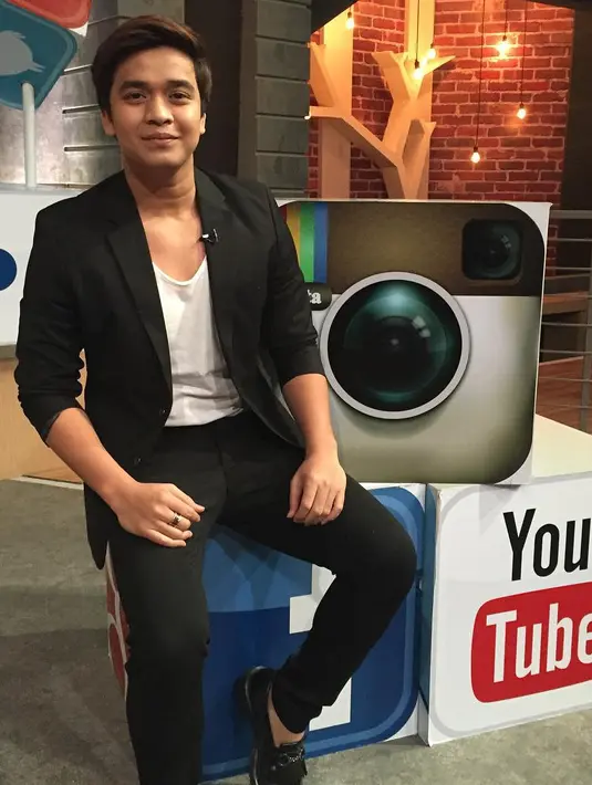 Bukan lantaran ia merasakan cemburu saat mantannya tersebut dipersunting Jeje. Lalu apa yang membuatnya sedih? (instagram/bilsky16)