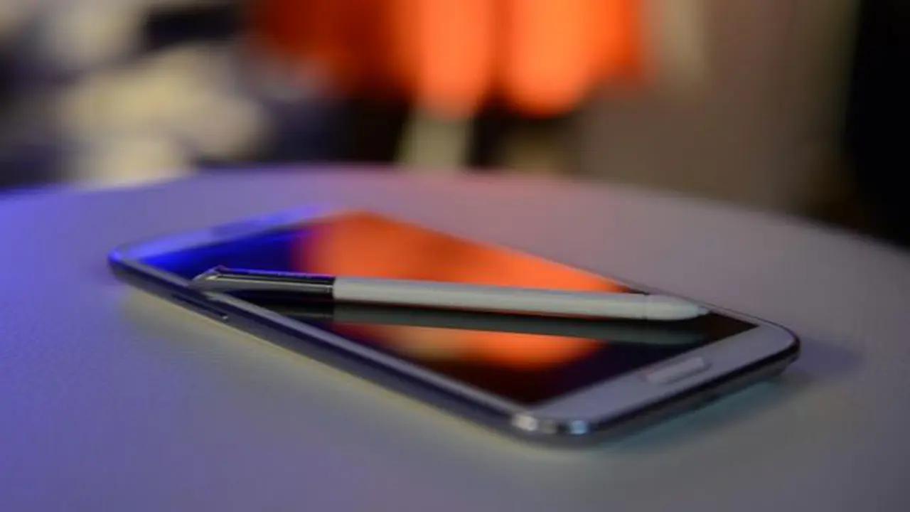 Galaxy Note 4 Meluncur September?