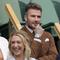 David Beckham menyaksikan Simona Halep dari Rumania dan Amanda Anisimova dari AS bertanding pada hari kesepuluh Kejuaraan Wimbledon 2022 di The Klub Tenis All England, London (6/7/2022). Becks juga tampil necis dengan jam tangan Tudor Black Bay Pro di lenggannya. (AP Photo/Kirsty Wigglesworth)