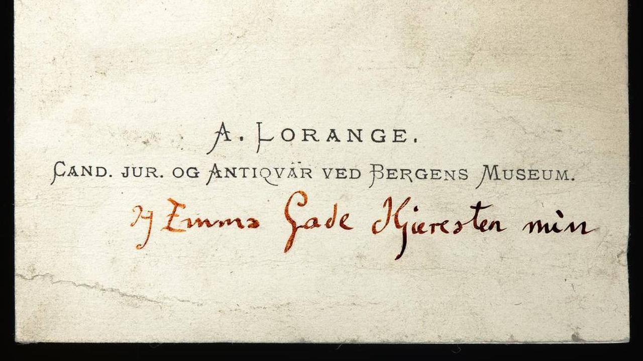 Gali Kuburan Viking, Arkeolog Temukan Surat dalam Botol Berusia 140 Tahun, Begini Isinya