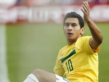 Reaksi dari gelandang Timnas Brasil Paulo Henrique Ganso pada laga perempat final Copa America melawan Paraguay di La Plata, 17 Juli 2011. AFP PHOTO/Maximiliano Failla