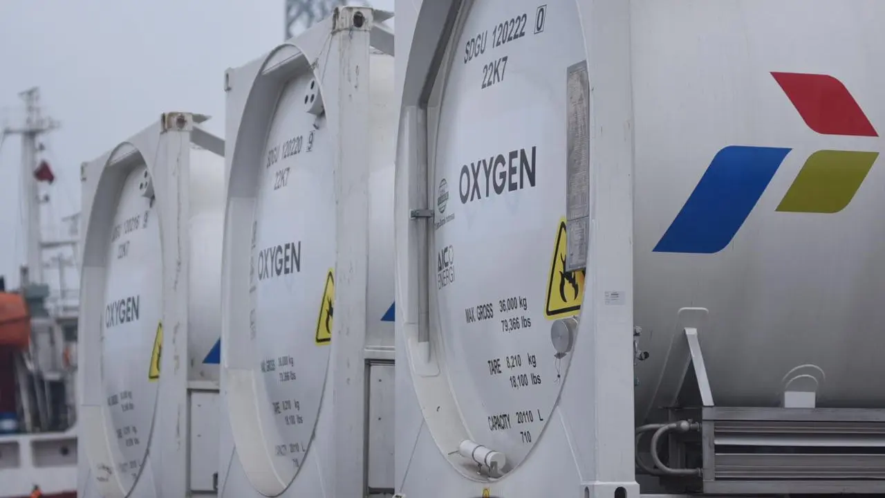 Oksigen sebanyak 1.335 ton tersebut disalurkan melalui 31 unit Truk ISO Tank dalam 67 ritase.