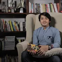 Arbani Yasiz bermain dalam film Ranah 3 Warna