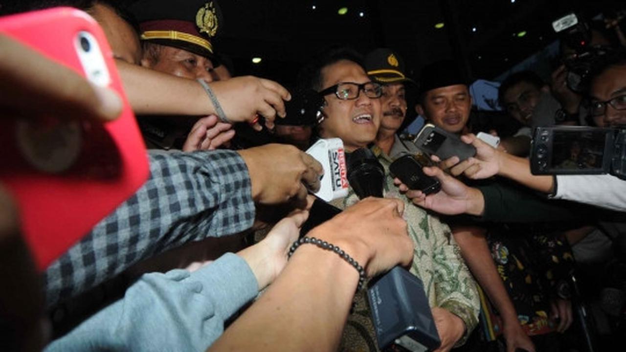 Semringah Cak Imin usai delapan jam diperiksa KPK
