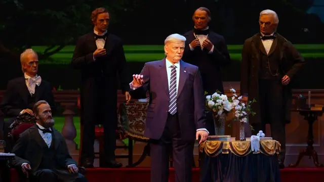 Animatronik Donald Trump yang Telah Diubah Tampil Perdana di Disney's Hall of Presidents