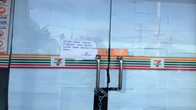 Gerai 7-Eleven di kawasan Senayan