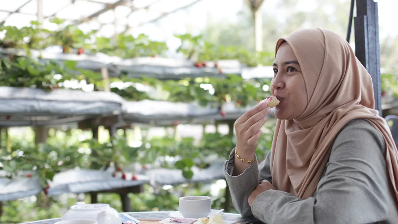 ramadan perempuan hijab