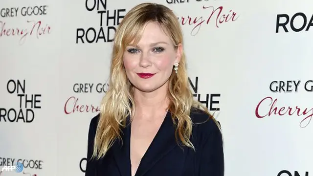 kirsten-dunst-teman-130114b.jpg