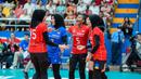 <p>Selebrasi pemain Timnas bola voli putri Indonesia, Mediol Stiovany Yoku (tengah) dkk setelah mencetak poin saat menghadapi Filipina pada laga terakhir putaran pertama SEA V League 2023 di Vinh Phuc Gymnasium, Hanoi, Vietnam, Minggu (6/8/2023). Indonesia menang 3-0 (25-20, 25-17, 25-21) dan finis di tempat ketiga. (Dok. SEA V League 2023)</p>