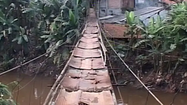 Jokowi Berjanji Kunjungi Jembatan Maut di Srengseng
