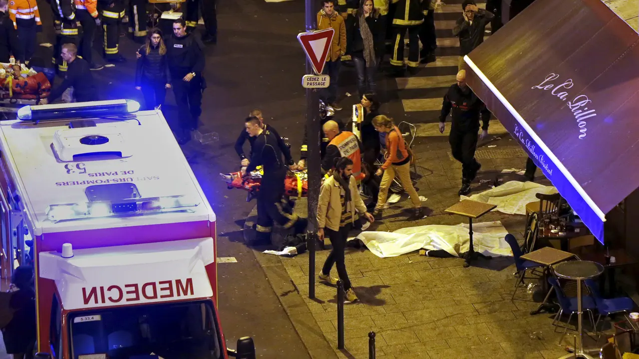 20151114-Serangan Paris-Perancis-Reuters