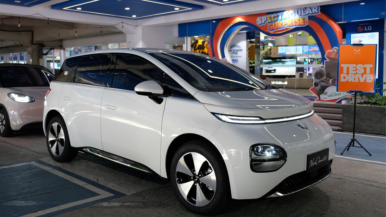 Wuling Luncurkan Program Cross Industry Collaboration dengan Electronic City untuk Hadiah Mobil Listrik