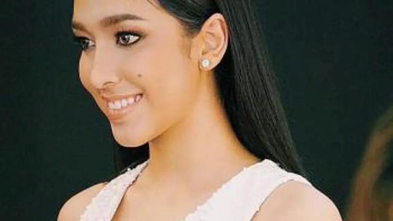 Cerita Menarik Merawat Rambut dari Miss Universe Thailand 2015