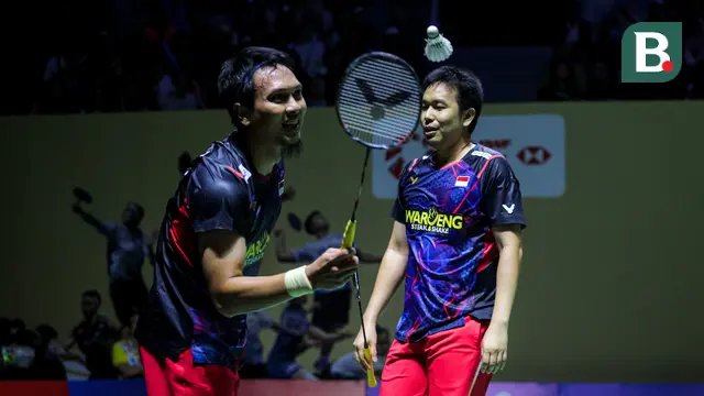 Foto: Sempat Pegang Kendali Permainan, Ahsan/Hendra Malah Kena Comeback Pasangan China di Indonesia Open 2024