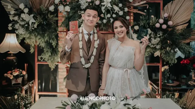 [Fimela] Potret Pernikahan Marcell Darwin dan Nabila Faisal