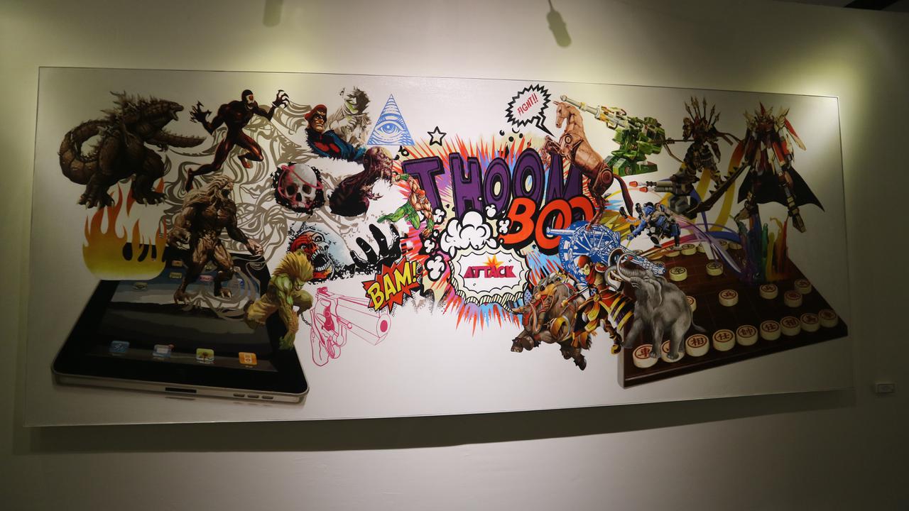 Pharessia, Ungkapkan Semua Rasa Gelisah dalam Lukisan Monumental