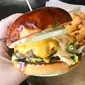 Burger Labor Inducer yang diklaim dapat merangsang proses persalinan (Dok.Instagram/@thesuburbanmn/https://www.instagram.com/p/CGfb78rn6Al/Komarudin)