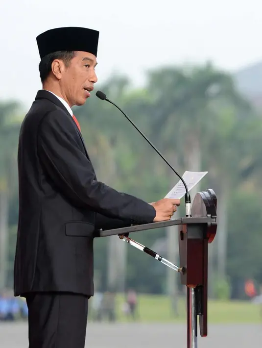 "Tahu saya, setiap menit ada tambahan medali pasti saya tahu," ucap Presiden Jokowi saat ditanya mengenai tambahan medali emas dari cabor sepak takraw. (instagram/jokowi)