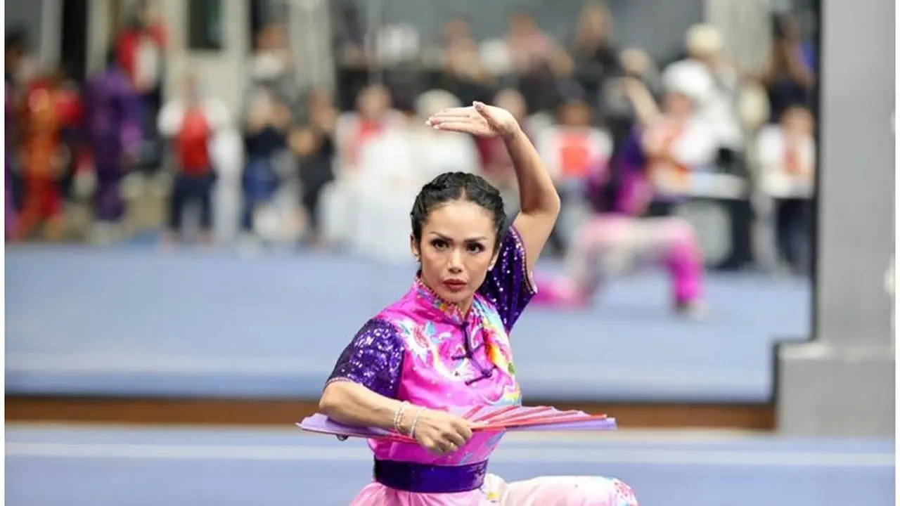 6 Potret Krisdayanti Latihan Intensif Wushu, Siap Wakili Indonesia di Tiongkok
