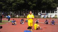 Pelatih Persib Bandung, Dejan Antonic tak setuju anak asuhnya beruji coba dengan PS Polri pada 12 Maret. (Bola.com/Erwin Snaz)