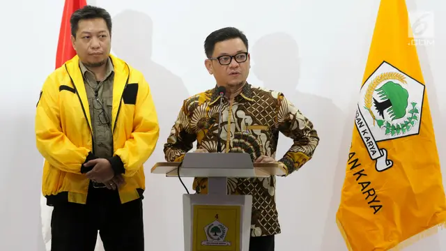 Partai Golkar Berhentikan Erwin Aksa