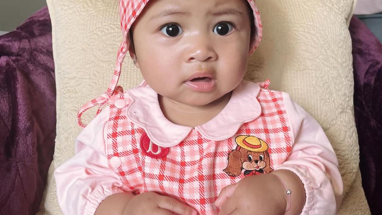 Potret Gemas Lily dengan Baju Kotak-Kotak Full Senyum, Dapat Panggilan Baru Ranayma
