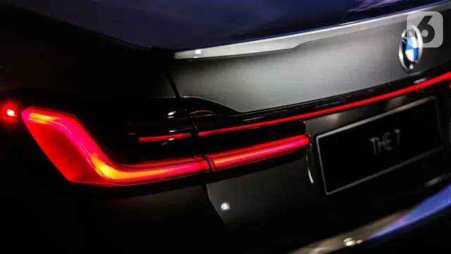 Mewah, Begini Penampakan BMW Seri 7 Long Wheelbase Terbaru