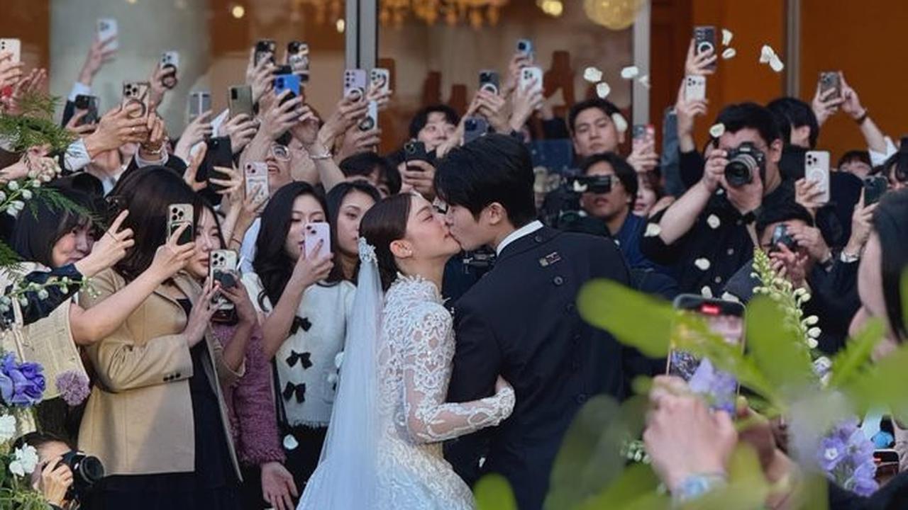 7 Potret Pernikahan Ailee dan Choi Si Hun yang Mengharukan dan Mewah