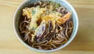 Soba merupakan mi khas Jepang yang dibuat dari tepung buckwheat atau gandum kuda. [Dok/freepik.com/jannoon028]