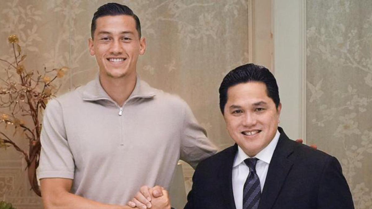 Jay Idzes Pasang Badan buat Erick Thohir Seusai Timnas Indonesia Gagal ke Piala Dunia 2026