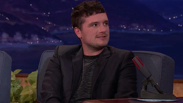 Josh Hutcherson di Late Night Show