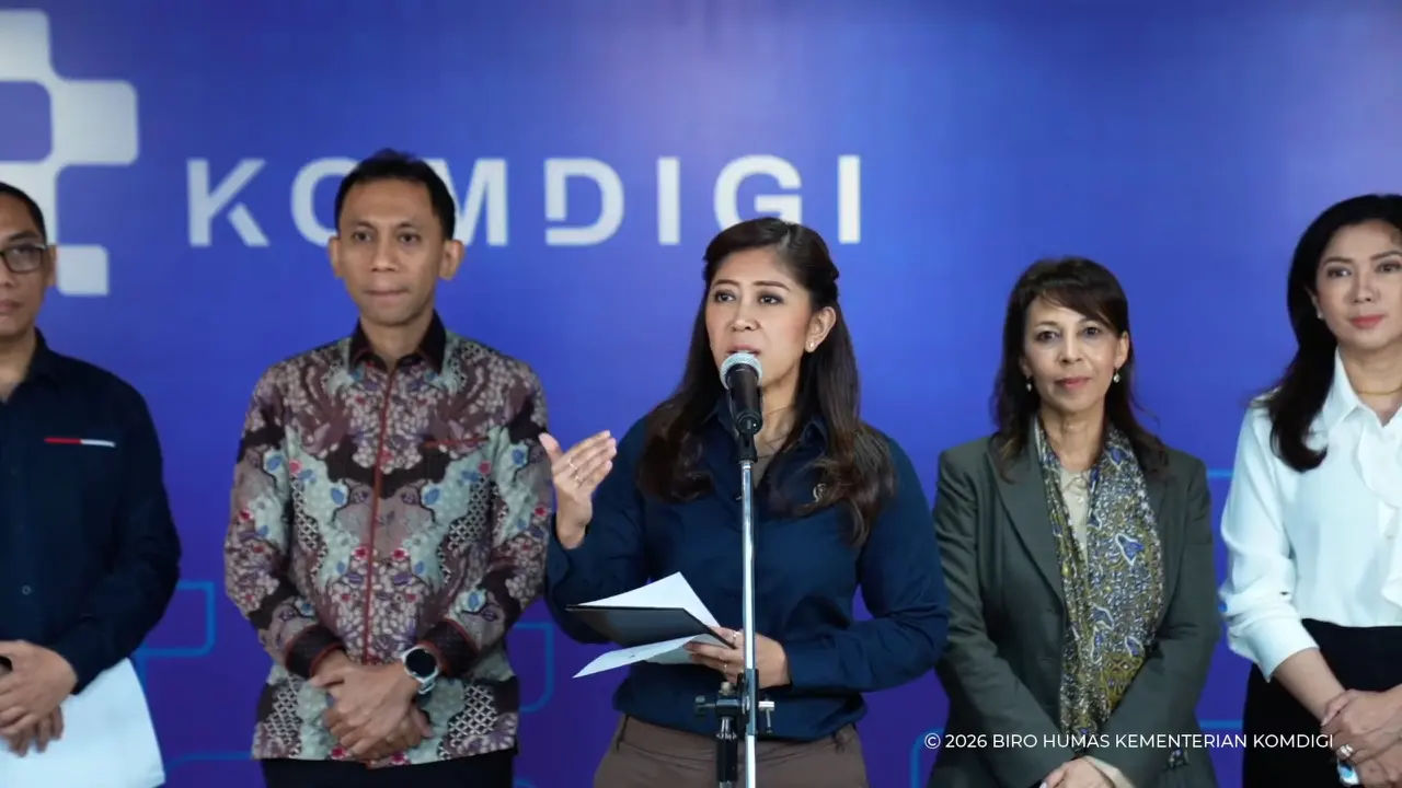 Menteri Komdigi Meutya Hafid dalam konferensi pers di Jakarta, Rabu (22/4) (Istimewa)