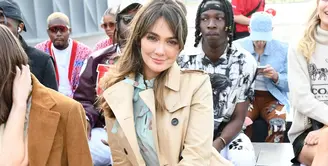 Luna Maya menjadi satu-satunya perwakilan Indonesia yang hadir di pertunjukan Coach Runway di New York Fashion Week 2022. (dok. Coach)