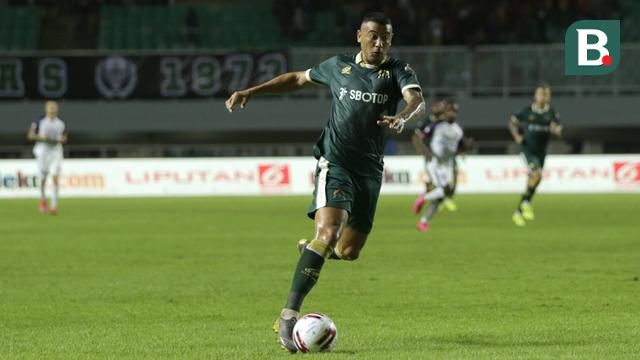 Striker Persikabo, Alex Goncalves